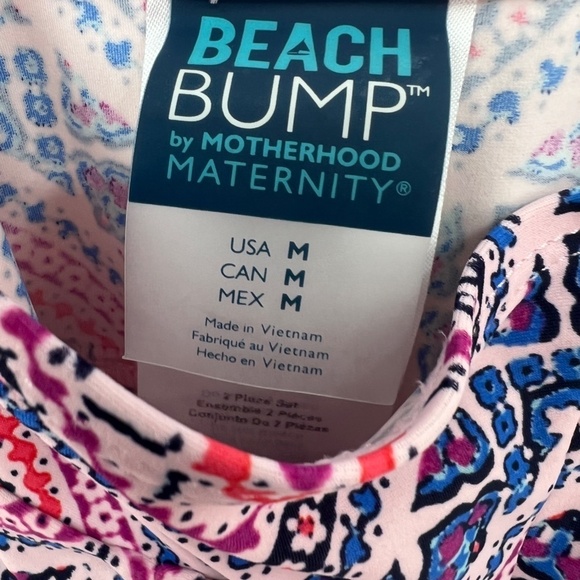 Motherhood Maternity Beach Bump bathing suit top Size Medium - Picture 4 of 9